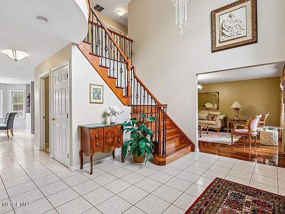 4th image of 29 Overlook Drive