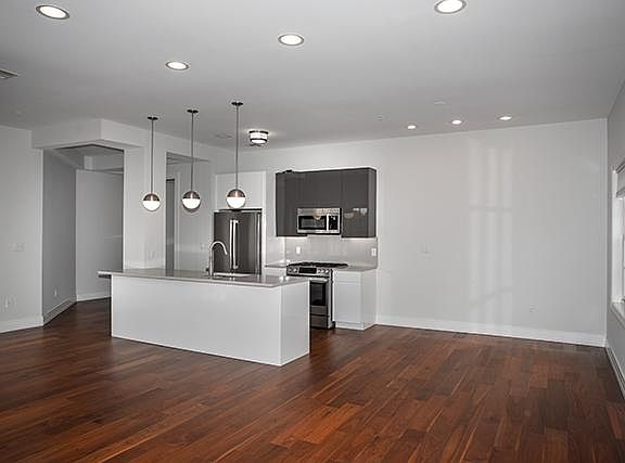 3rd image of 61 Bryant Ave #7824b7b80
