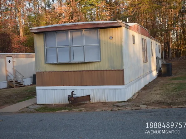 2115 31st Avenue Dr NE #15S, Hickory, NC 28601