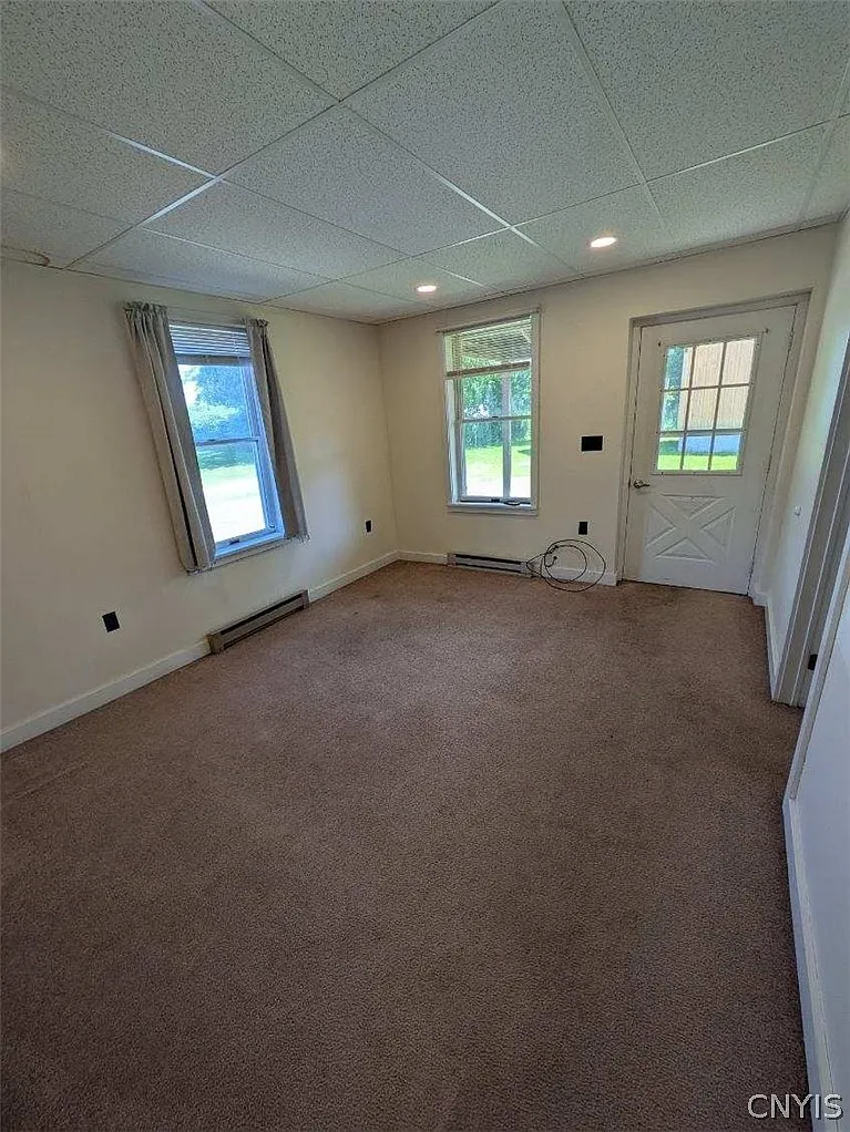 1 bed, 1.0 bath, 6468 sqft, $800 — Photo 2