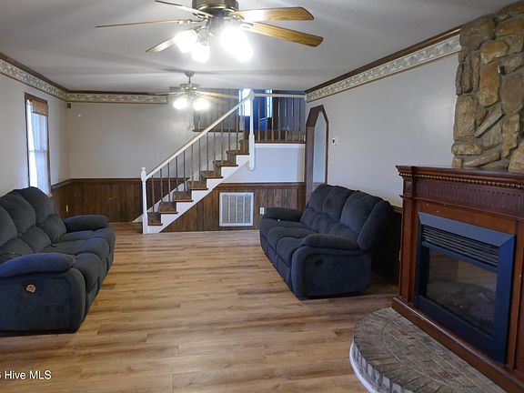 3rd image of 1803 Vine Street