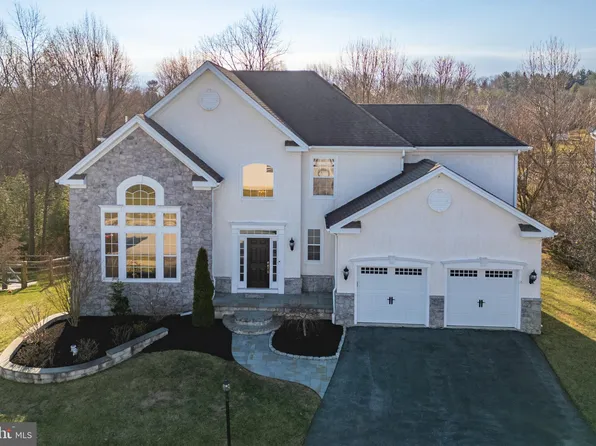 2977 Honeymead Rd, Downingtown, PA 19335