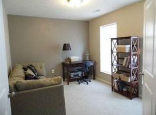 2603 Calgary, Lexington, KY 40509