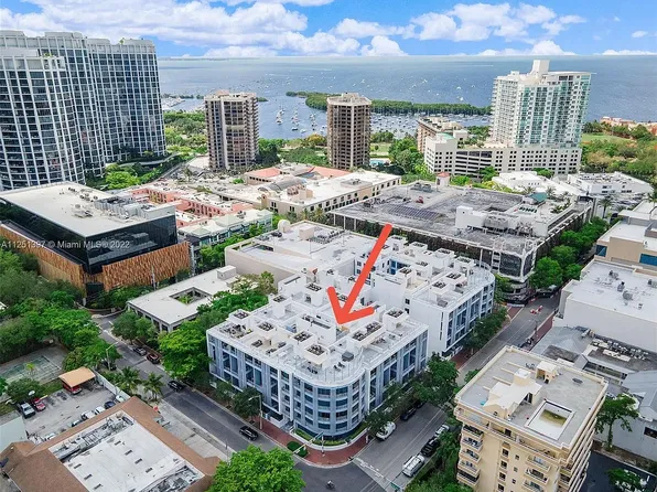 3339 Virginia St APT 320, Miami, FL 33133