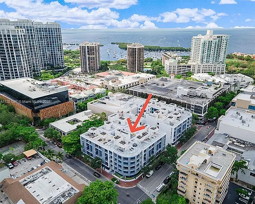 3339 Virginia St Photo 1