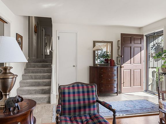 4th image of 3305 Almar Dr