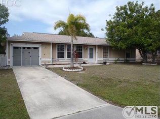 151 SE 21st Ter, Cape Coral, FL 33990