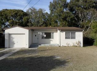 1123 W New York Ave, Deland, FL 32720