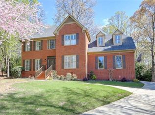 5060 Mallory Ct, Suwanee, GA 30024