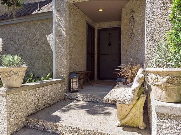 2nd image of 664 N Golf Villas