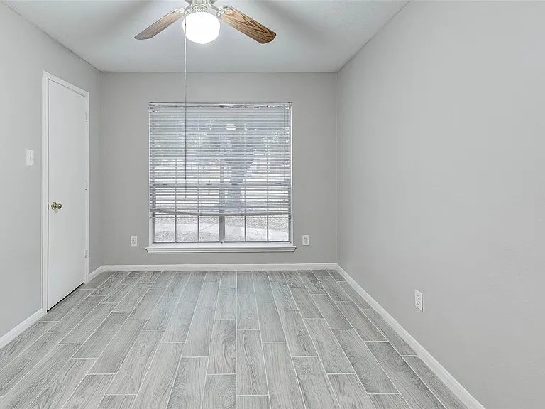 7815 Barnhill Dr — Photo 19