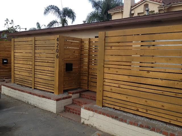 Private Entrance / Front Patio