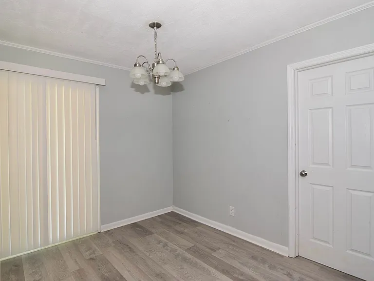 3613 Alene Cir — Photo 25