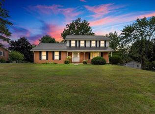 1314 Hopkins Dr, Pulaski, VA 24301