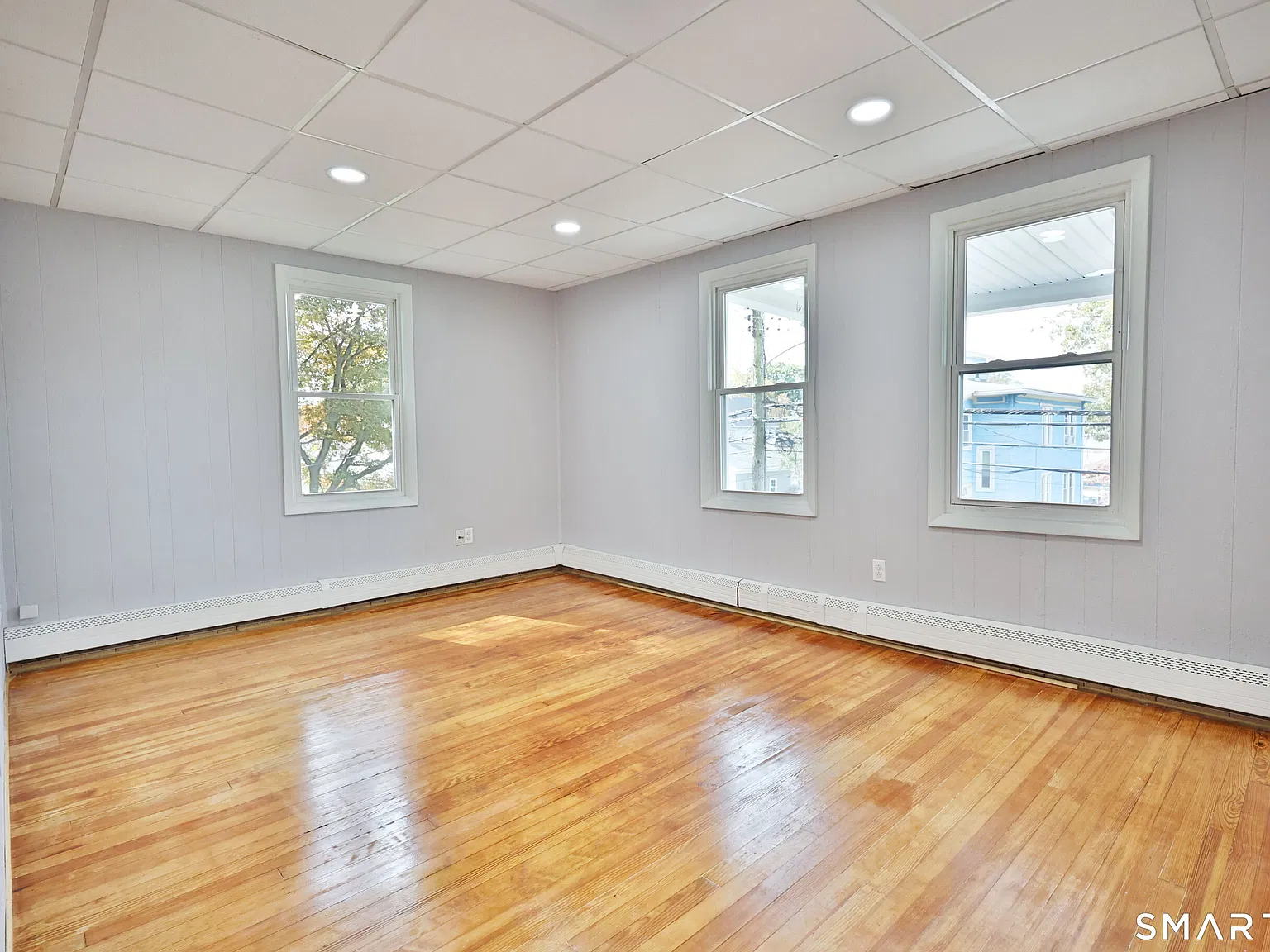 2 bed, 1.0 bath, 936 sqft, $2,300 — Photo 3