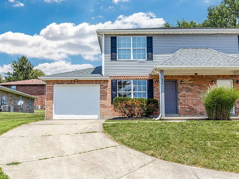 838 Harvard Dr #A — Photo 2