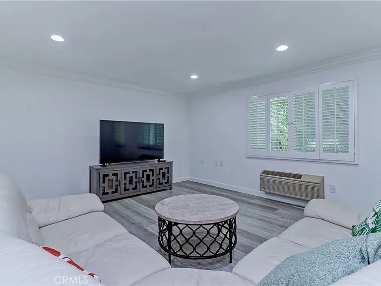5515 Paseo Del Lago W #2G — Photo 9