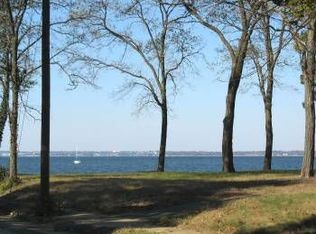 46 Walnut St, Keyport, NJ 07735