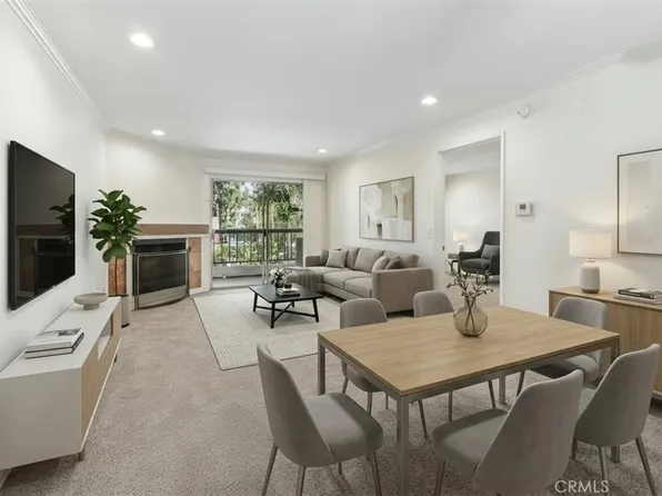 5535 Canoga Ave APT 209, Woodland Hills, CA 91367