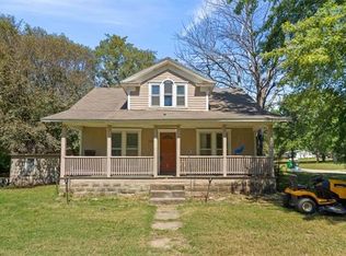 509 E 2nd St, Creighton, MO 64739