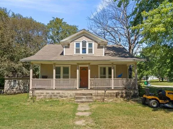 509 E 2nd St, Creighton, MO 64739