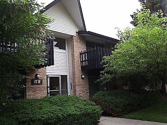 Entrance to building 17B