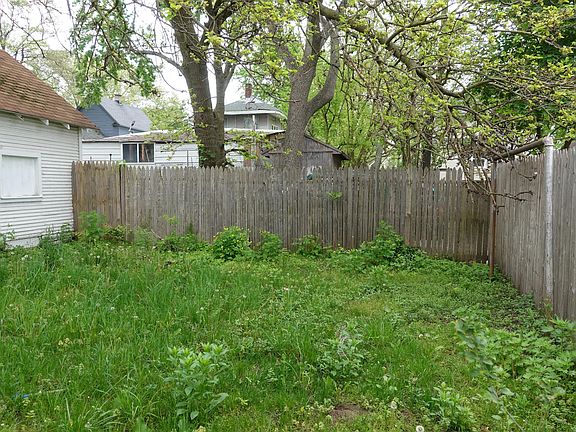 5th image of 2136 Stafford Ave SW