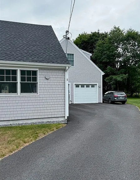 5 Douglas Cir — Photo 1