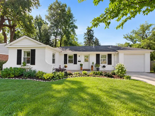 711 E Euclid Ave, Arlington Heights, IL 60004