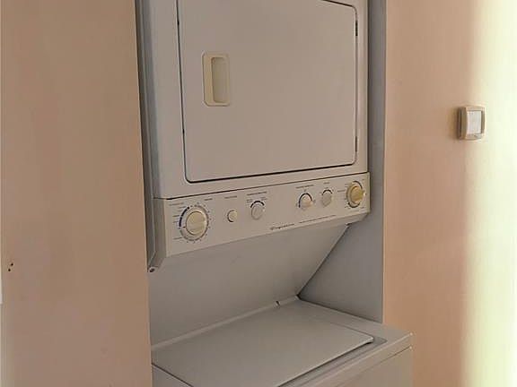 5th image of 10011 Echoridge Ln APT G
