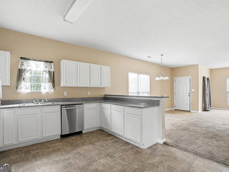 3285 Oakley Pl — Photo 5