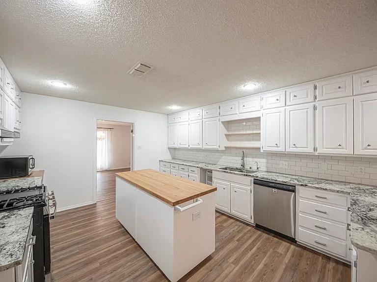 4007 Crestridge Dr — Photo 19