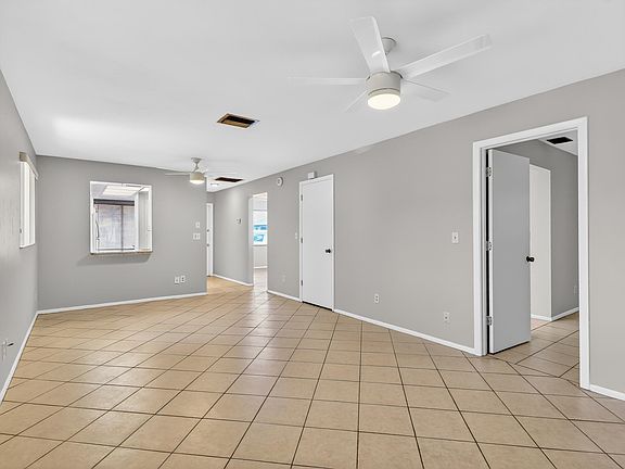 4th image of 2141 SE 15th Pl APT 110