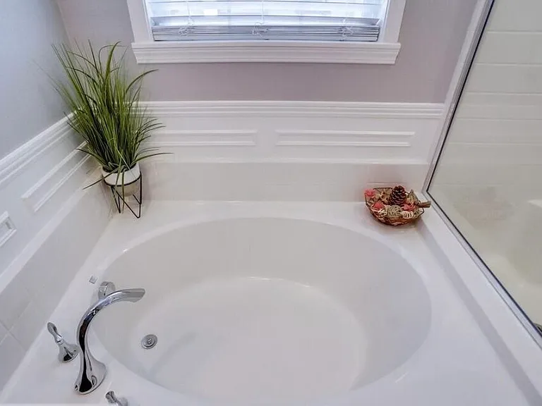 22057 Barrington Way — Photo 27