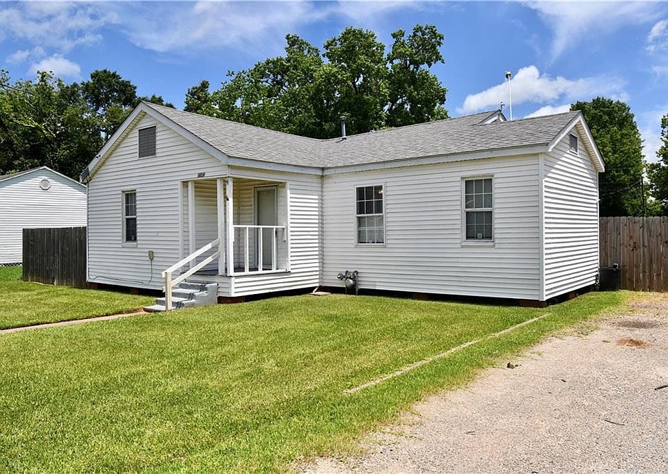 1st image of 2141 Gay Rd