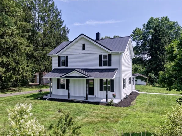 10058 Navarre Rd SW, Navarre, OH 44662