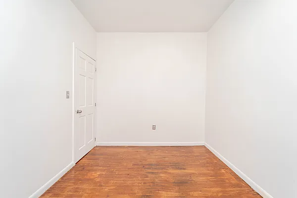 Rented by Modern Spaces | media 21