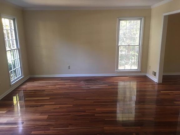 3rd image of 3100 Branford Ct