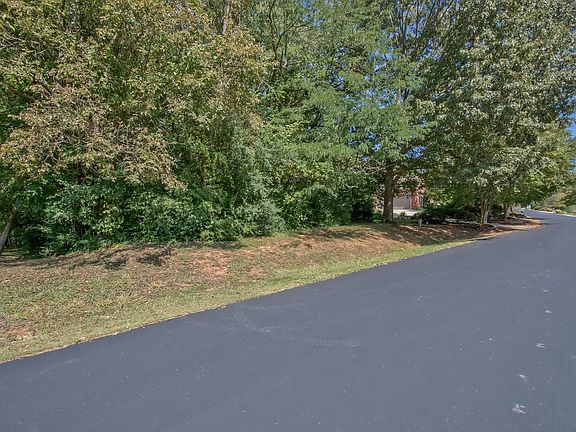 3rd image of 307 Gadusi Ln Lot 7