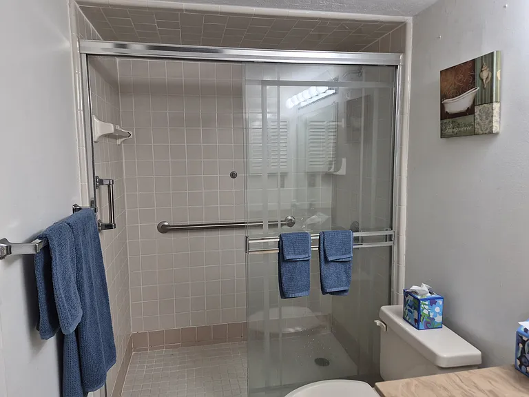 1 Oceans West Blvd #9B5 — Photo 7