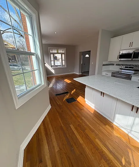 436 Hawthorne Ave — Photo 10