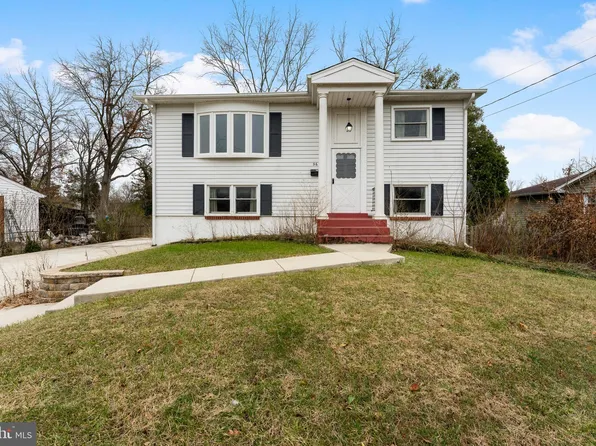 9613 King George Dr, Manassas, VA 20109