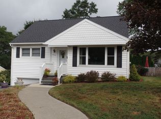 3615 Pruyne St, Endwell, NY 13760