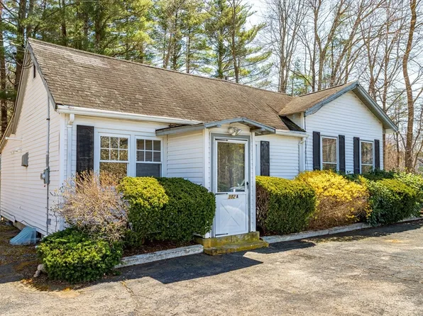 382 W Main St, Groton, MA 01450