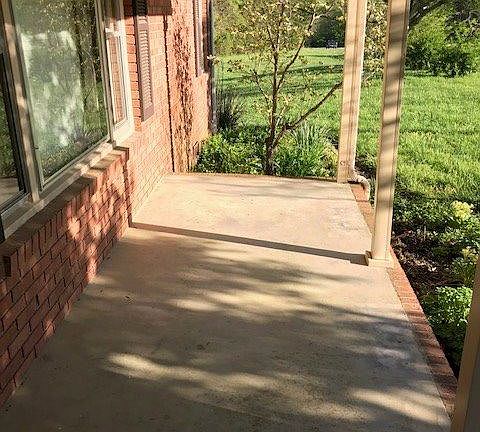 2nd image of 2624 Faucette Ln
