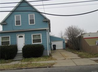206 Roland Ave, Lackawanna, NY 14218