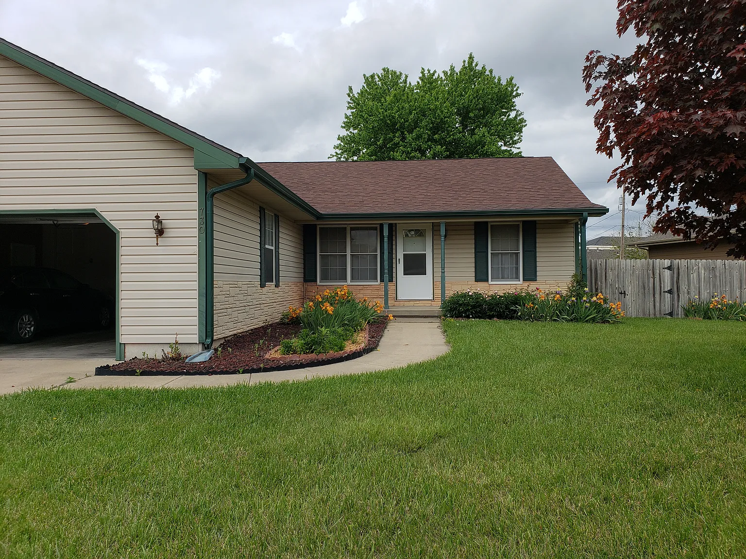 730 Dustin Rd — Photo 1