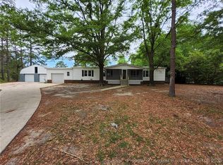 2043 Fennell Rd, Hope Mills, NC 28348