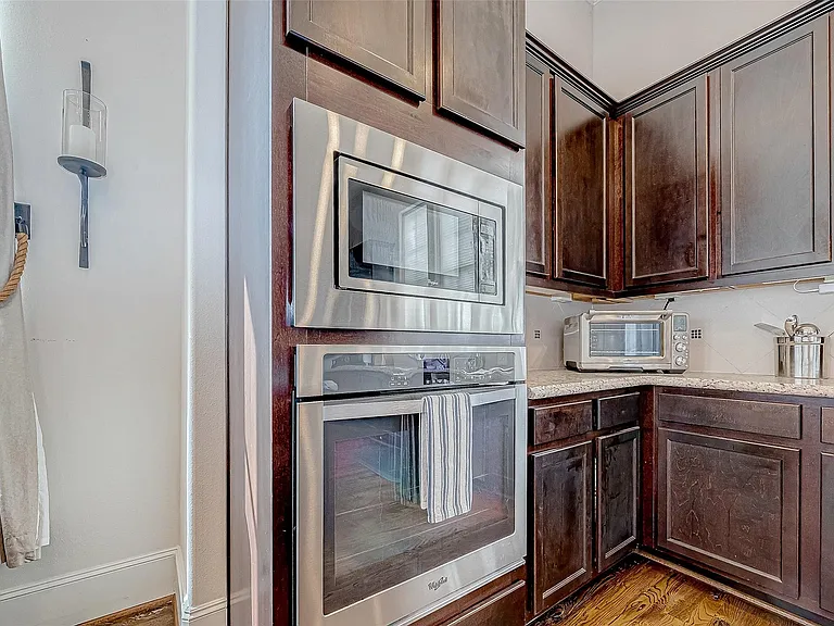 2524 Sherwin St — Photo 47