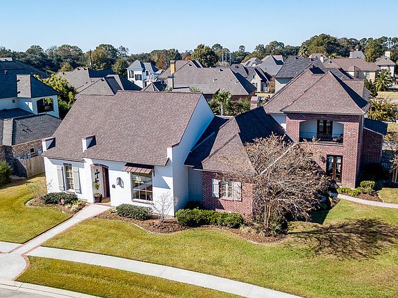 4th image of 100 Candlewood Ct